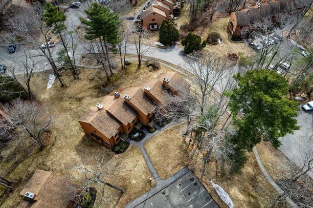 28 Dunvegan Woods Drive, Hampton, NH 03842