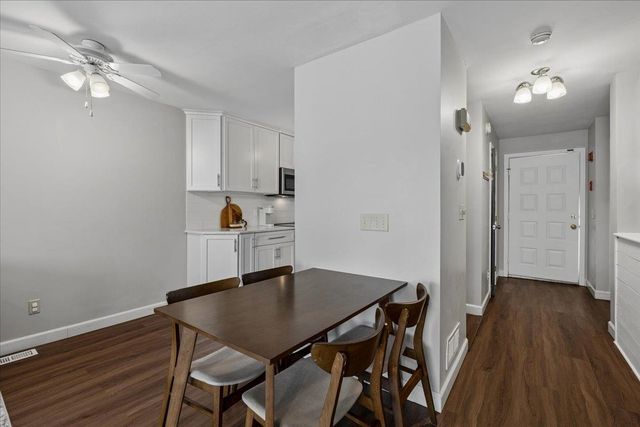 28 Dunvegan Woods Drive, Hampton, NH 03842