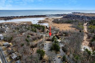 28 Dunvegan Woods Drive, Hampton, NH 03842