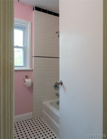 299 West Delavan Ave Avenue, Buffalo, NY 14213