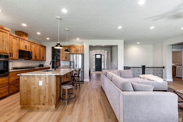 85 W 1200 N, Mapleton, UT 84664