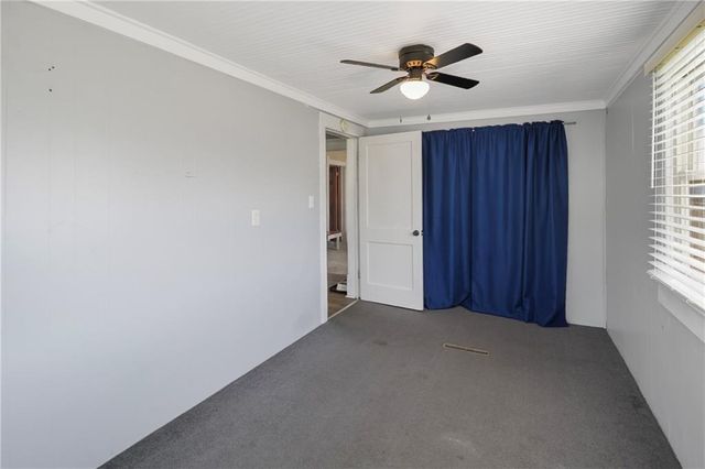 911 E 5th Street, Altamont, KS 67330