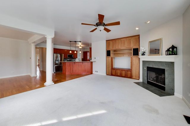 2804 Park Lane, Glenview, IL 60025