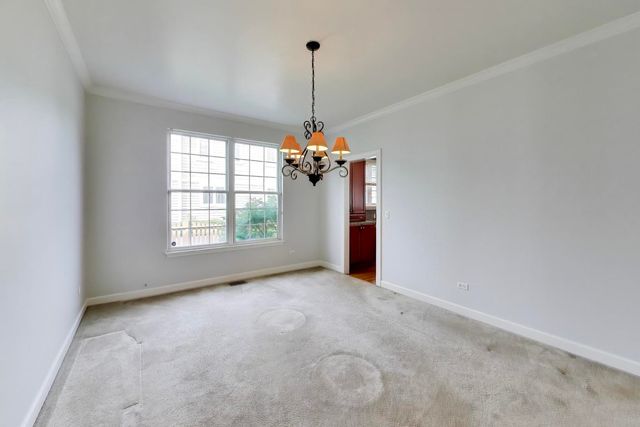2804 Park Lane, Glenview, IL 60025