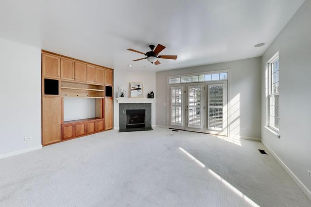 2804 Park Lane, Glenview, IL 60025