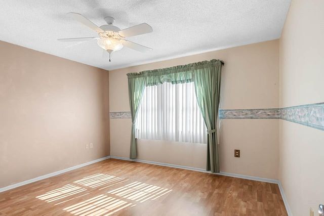 829 FOX HILLS DRIVE, Sun City Center, FL 33573