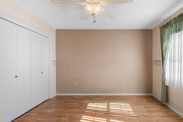 829 FOX HILLS DRIVE, Sun City Center, FL 33573