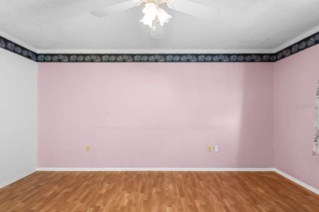 829 FOX HILLS DRIVE, Sun City Center, FL 33573