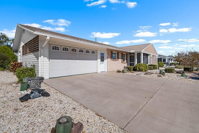 829 FOX HILLS DRIVE, Sun City Center, FL 33573