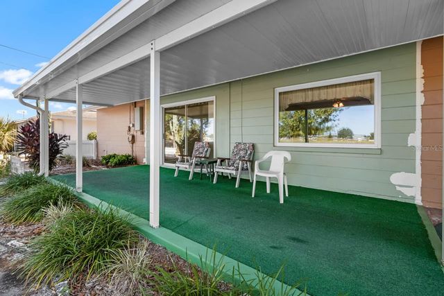 829 FOX HILLS DRIVE, Sun City Center, FL 33573