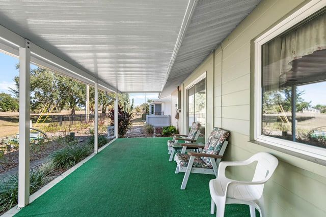 829 FOX HILLS DRIVE, Sun City Center, FL 33573