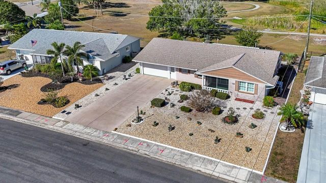 829 FOX HILLS DRIVE, Sun City Center, FL 33573