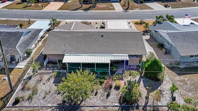 829 FOX HILLS DRIVE, Sun City Center, FL 33573