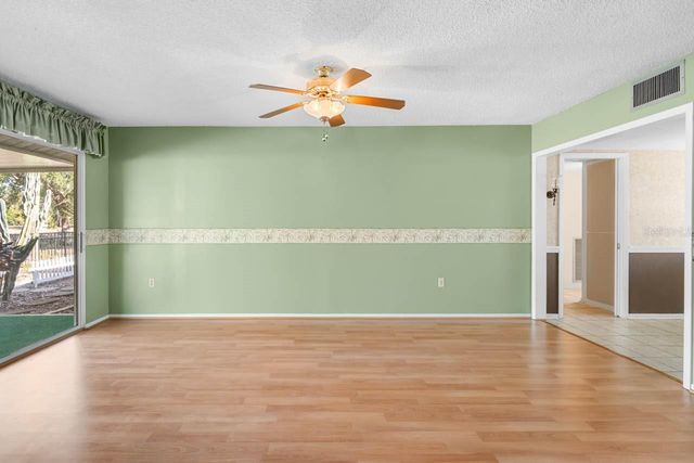 829 FOX HILLS DRIVE, Sun City Center, FL 33573