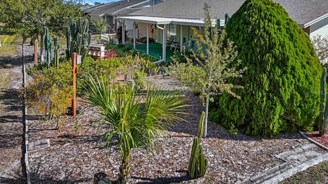 829 FOX HILLS DRIVE, Sun City Center, FL 33573