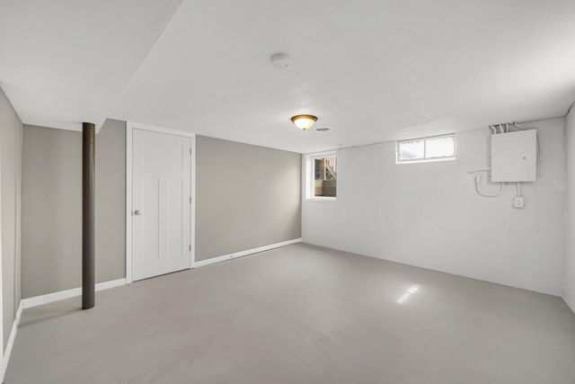 4310 E 12th Place, Gary, IN 46403
