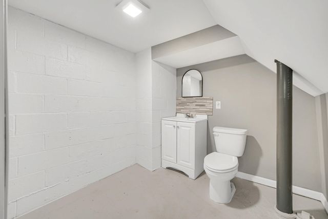 4310 E 12th Place, Gary, IN 46403