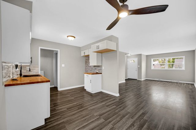 4310 E 12th Place, Gary, IN 46403