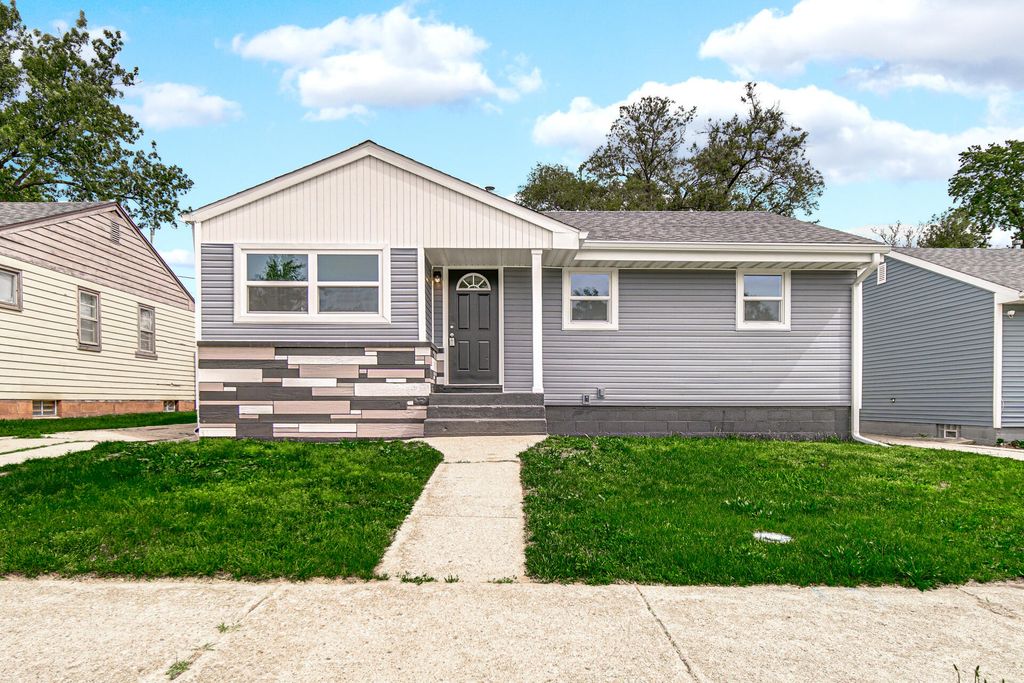 4310 E 12th Place, Gary, IN 46403