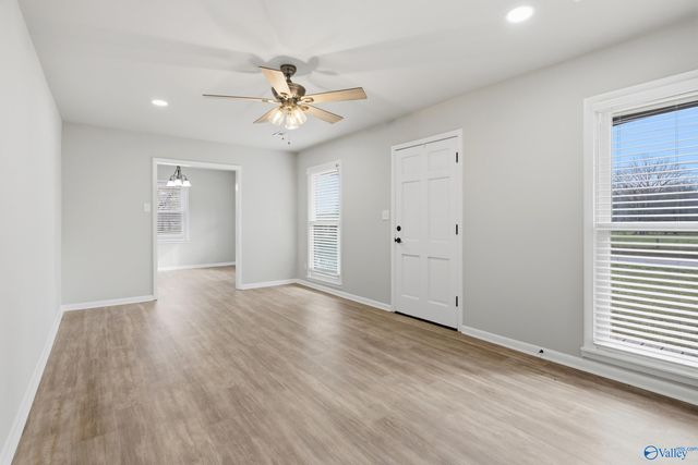 648 Scott Road, Hazel Green, AL 35750