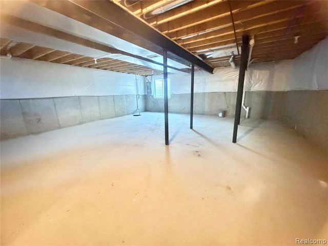 33259 Blue Spruce Drive, Sterling Heights, MI 48310