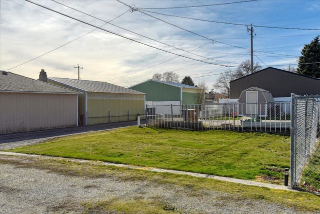 3812 E Frederick Ave, Spokane, WA 99217