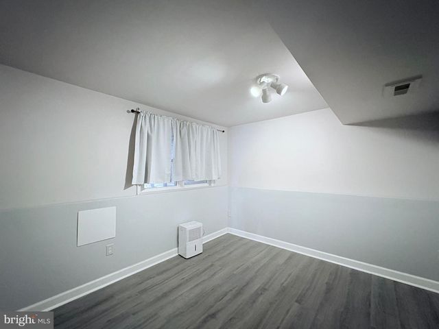 2000 ENGLISH OAK CT, Waldorf, MD 20601