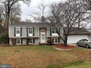 2000 ENGLISH OAK CT, Waldorf, MD 20601
