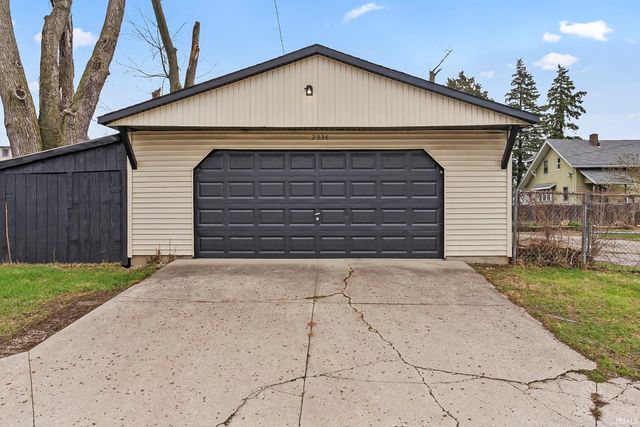 2934 Holton Avenue, Fort Wayne, IN 46806