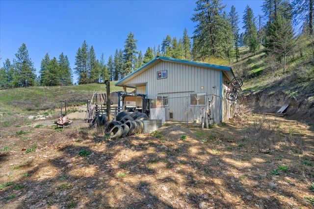 6690 Highway 291 Hwy, Nine Mile Falls, WA 99026