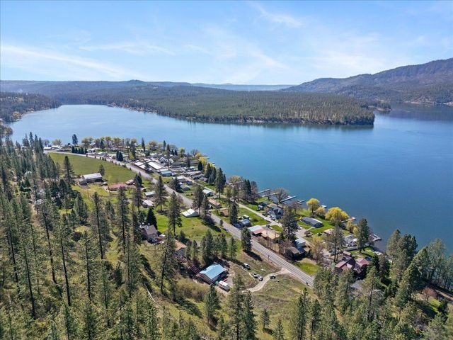 6690 Highway 291 Hwy, Nine Mile Falls, WA 99026