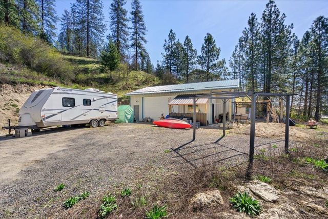 6690 Highway 291 Hwy, Nine Mile Falls, WA 99026