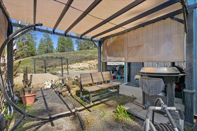 6690 Highway 291 Hwy, Nine Mile Falls, WA 99026