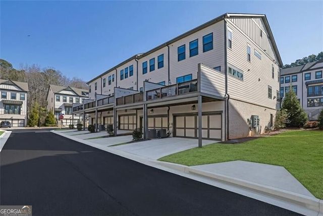 2376 Provence Park Way, Decatur, GA 30033