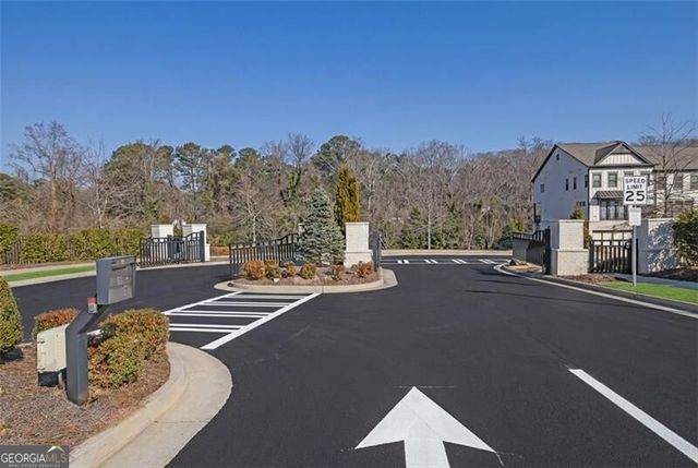 2376 Provence Park Way, Decatur, GA 30033