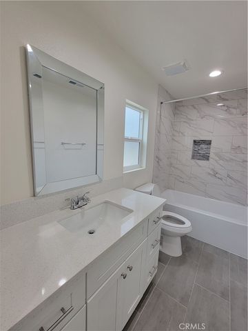 20612 Raymond Avenue B, Torrance, CA 90502