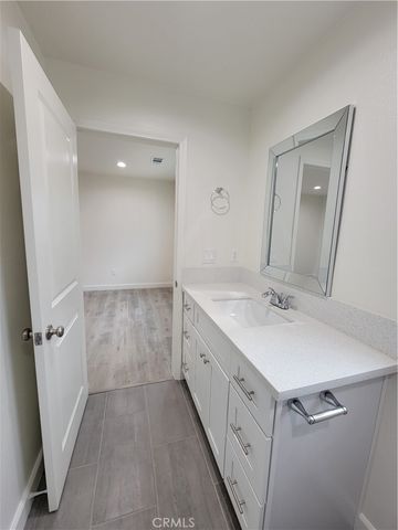 20612 Raymond Avenue B, Torrance, CA 90502