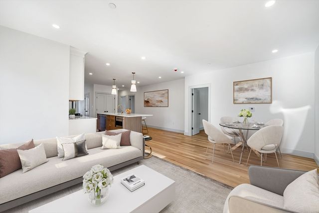 6-8 South 1, Stoneham, MA 02180