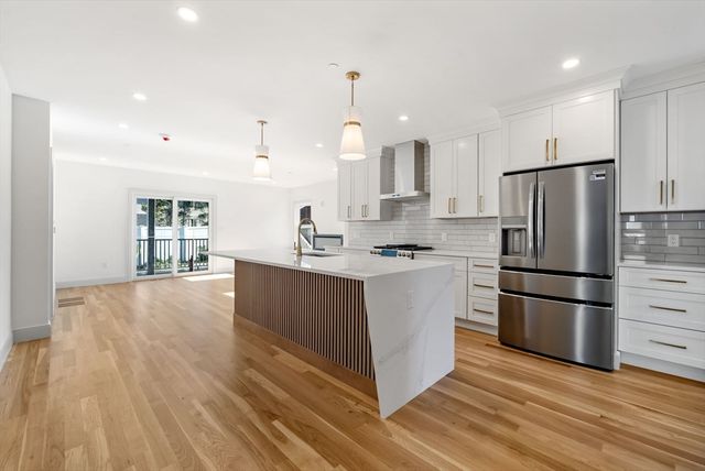 6-8 South 1, Stoneham, MA 02180