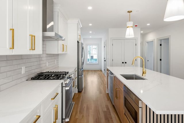 6-8 South 1, Stoneham, MA 02180