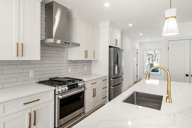 6-8 South 1, Stoneham, MA 02180