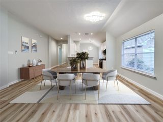 27 Auburn Path Drive, The Woodlands, TX 77382