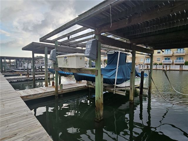 14514 E Cabana St 106, Corpus Christi, TX 78418