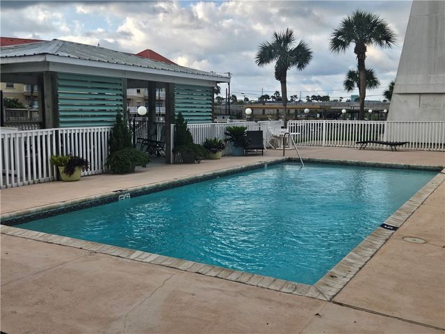 14514 E Cabana St 106, Corpus Christi, TX 78418