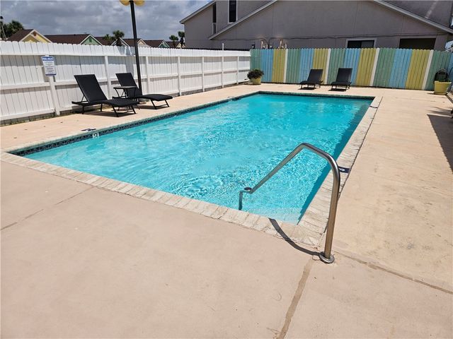 14514 E Cabana St 106, Corpus Christi, TX 78418
