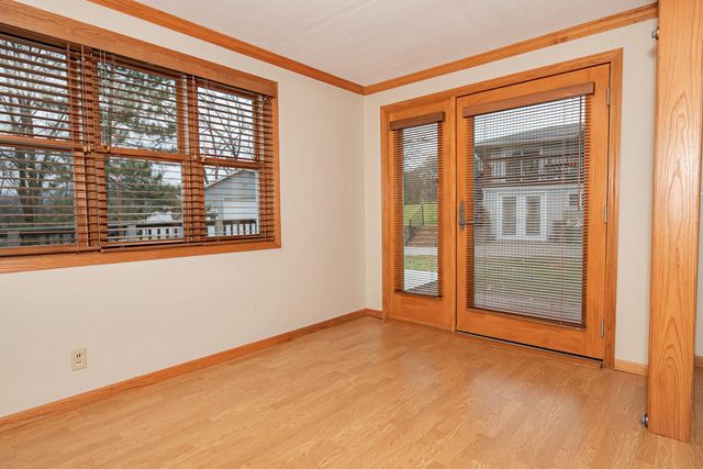 953 W Burns Valley Road, Winona, MN 55987