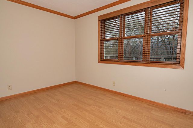 953 W Burns Valley Road, Winona, MN 55987