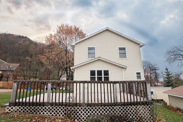 953 W Burns Valley Road, Winona, MN 55987