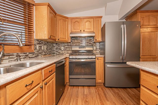 953 W Burns Valley Road, Winona, MN 55987