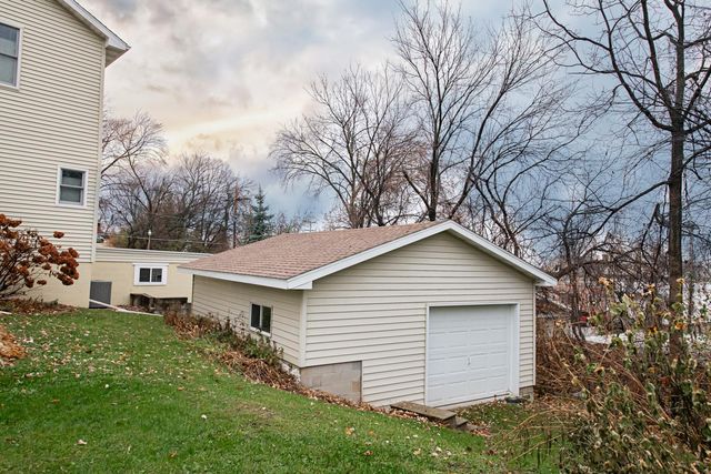 953 W Burns Valley Road, Winona, MN 55987